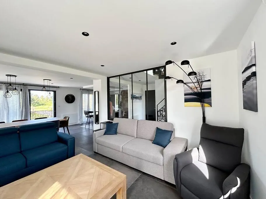 Holiday home Belle Maison Renovee A La Plage Fouesnant